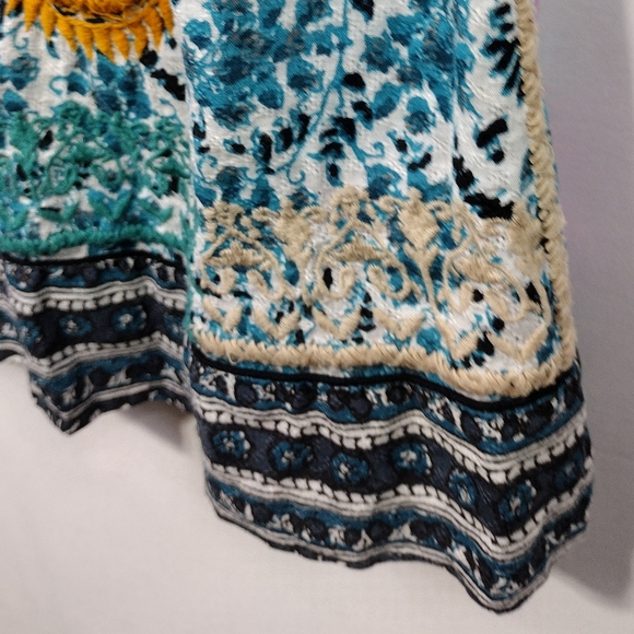 John Mark Embroidered Floral Tunic Top Women's L Blue Casual Cottagecore Peasant - Picture 6 of 12